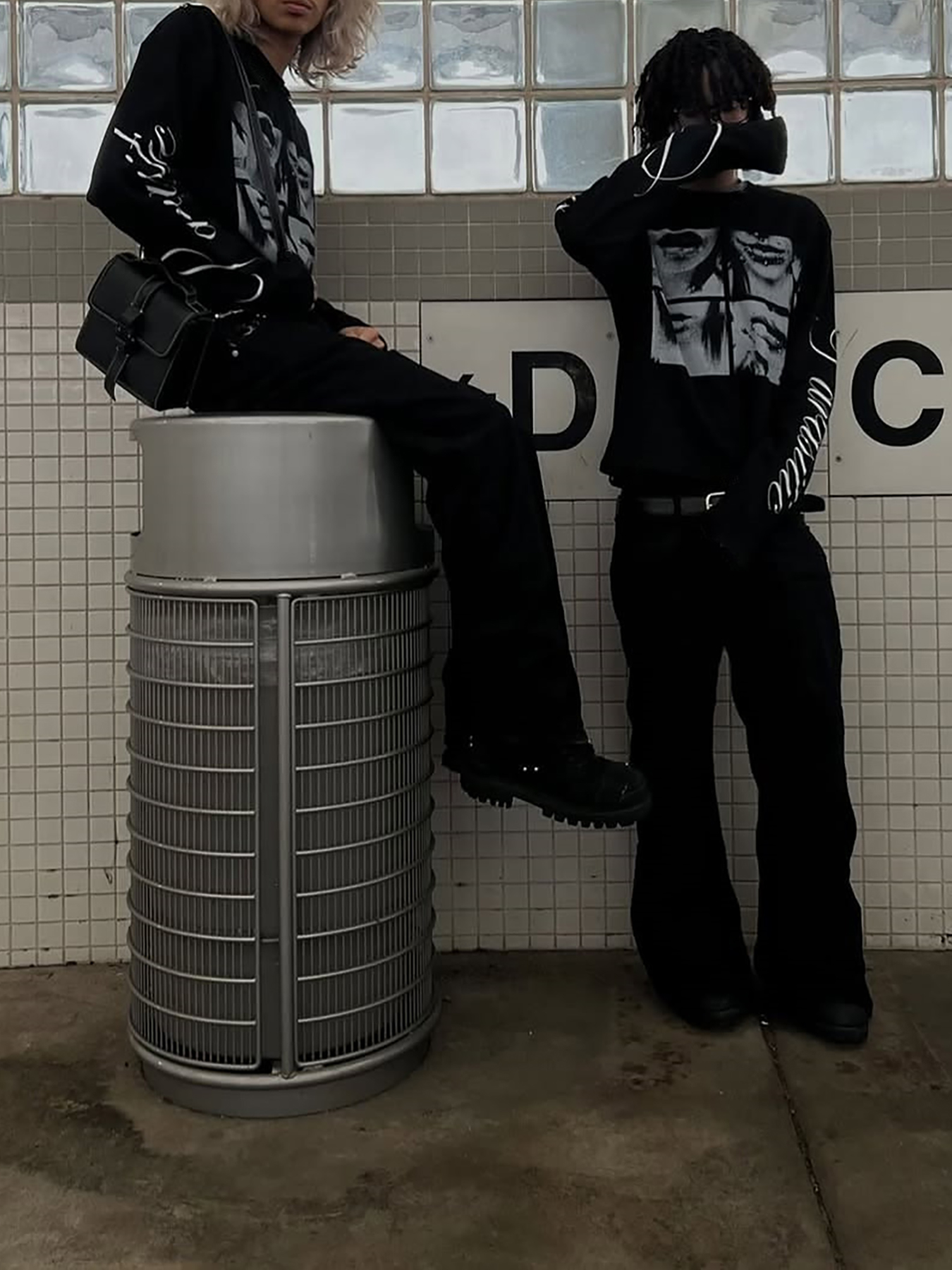 Dark style street punk unisex  - đánh giá và giá Summer Clothing Trends